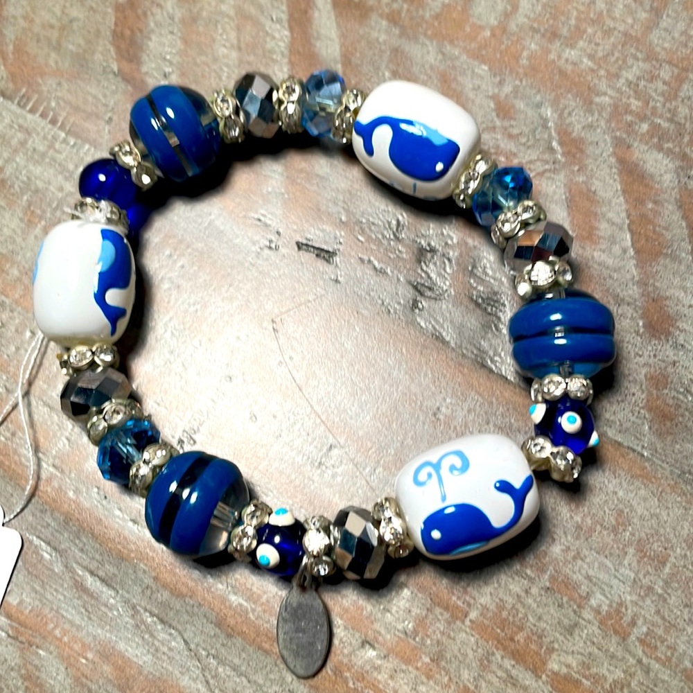 Kate and Macy glass beaded bracelet
